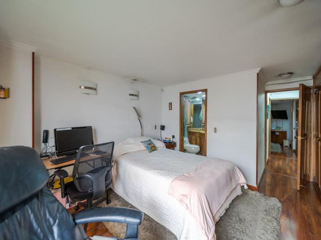 Apartamento de 3 alcobas en venta en Rincon Del Chicó, Bogotá, 107 m² · foto 17 de 20