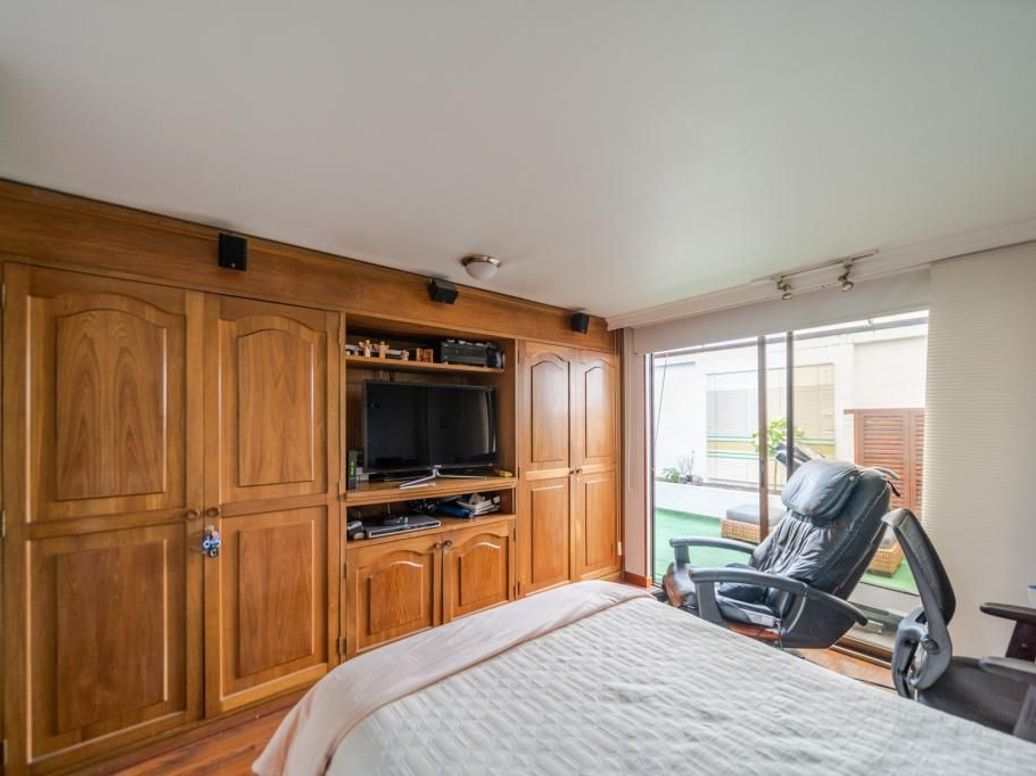 Apartamento de 3 alcobas en venta en Rincon Del Chicó, Bogotá, 107 m² · foto 16 de 20