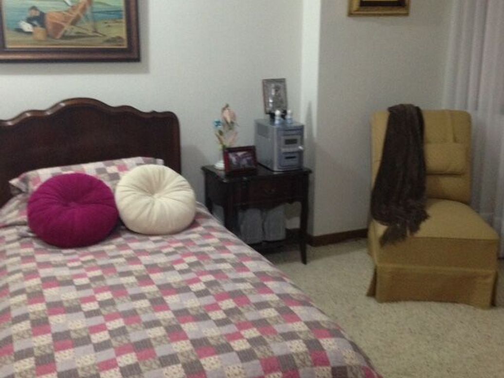 Apartamento de 3 alcobas en venta en Bellavista, Bogotá, 198 m² · foto 8 de 9