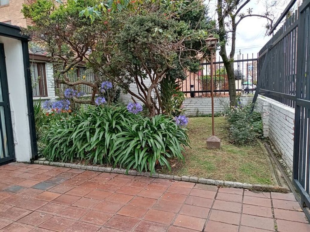 Casa de 4 alcobas en venta en Acacias Usaquen, Bogotá, 280 m² · foto 6 de 6