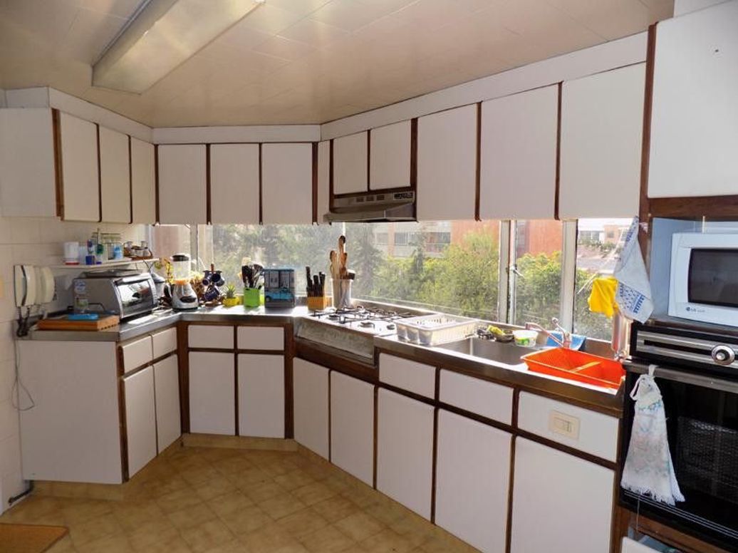 Apartamento de 3 alcobas en venta en Bavaria, Bogotá, 162 m² · foto 2 de 6