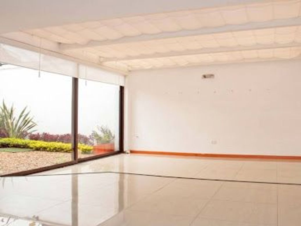 Casa de 5 alcobas en venta en Santa Ana Occidental, Bogotá, 550 m² · foto 7 de 20