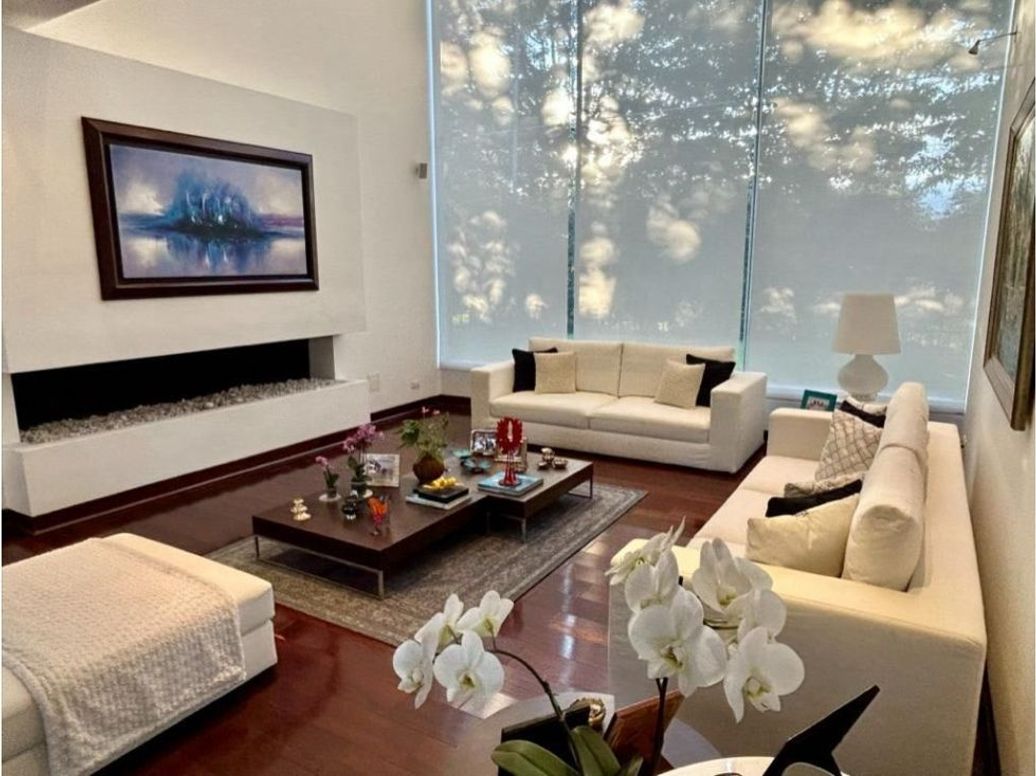 Casa de 5 alcobas en venta en Casa Blanca, Bogotá, 1520 m² · foto 2 de 17