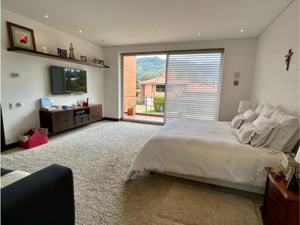 Casa de 5 alcobas en venta en Casa Blanca, Bogotá, 1520 m² · foto 6 de 17