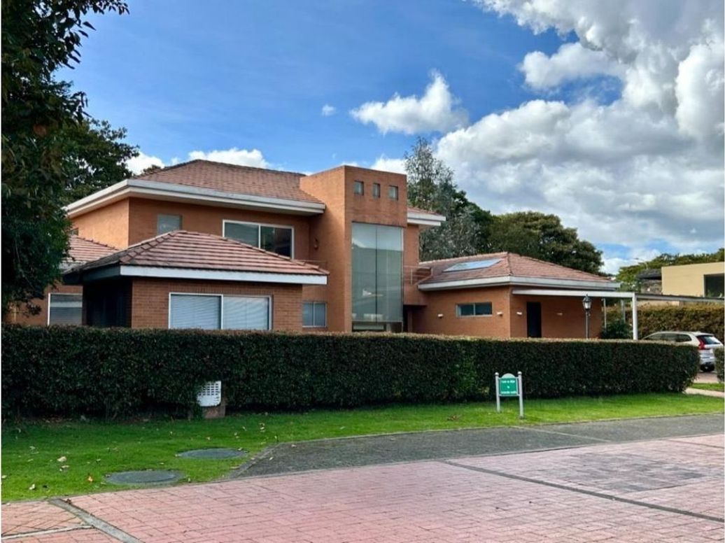 Casa de 5 alcobas en venta en Casa Blanca, Bogotá, 1520 m² · foto 16 de 17