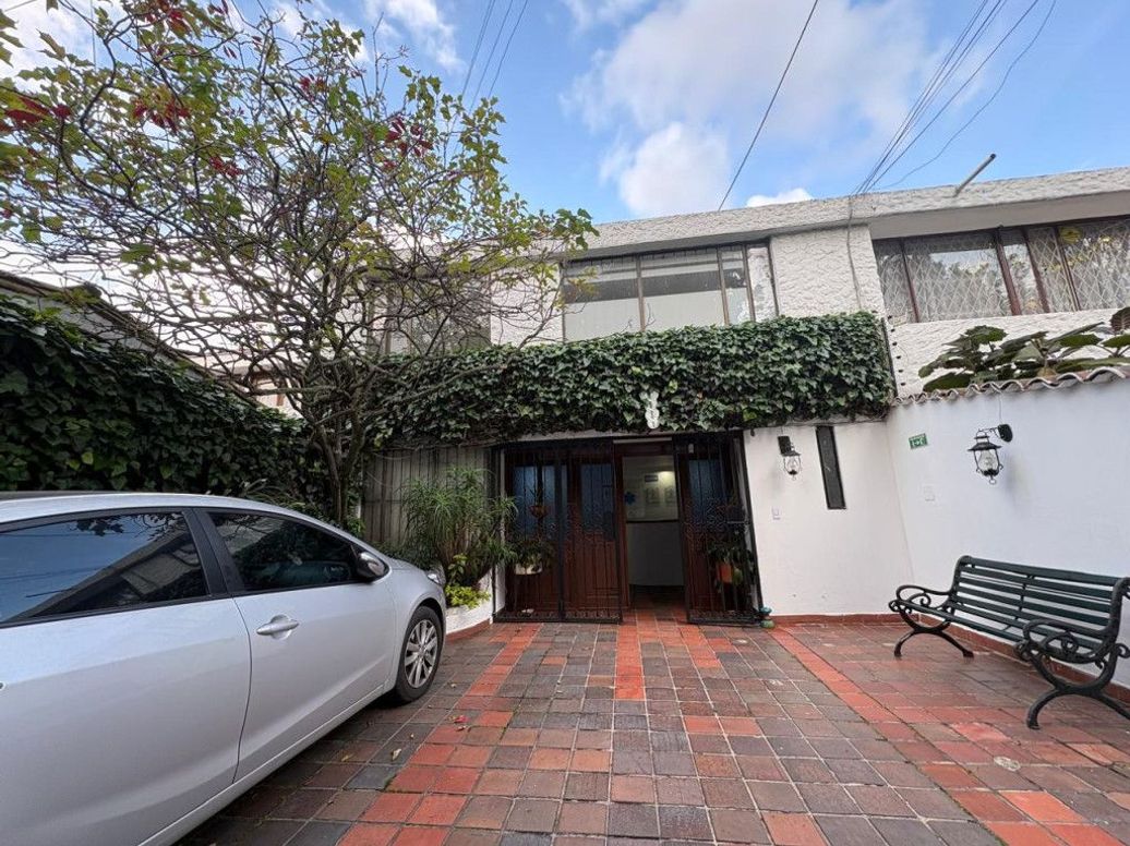 Casa de 4 alcobas en venta en Ub. Santa Coloma, Bogotá, 184 m² · foto 17 de 19