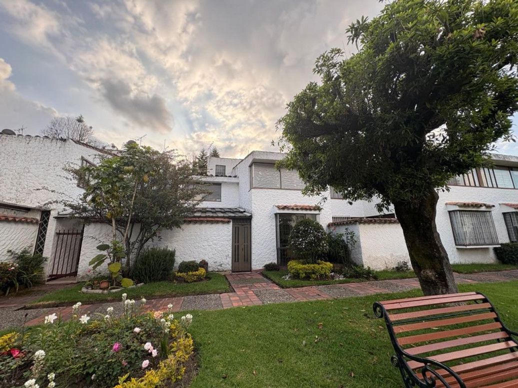 Casa de 4 alcobas en venta en Ub. Santa Coloma, Bogotá, 184 m² · foto 19 de 19