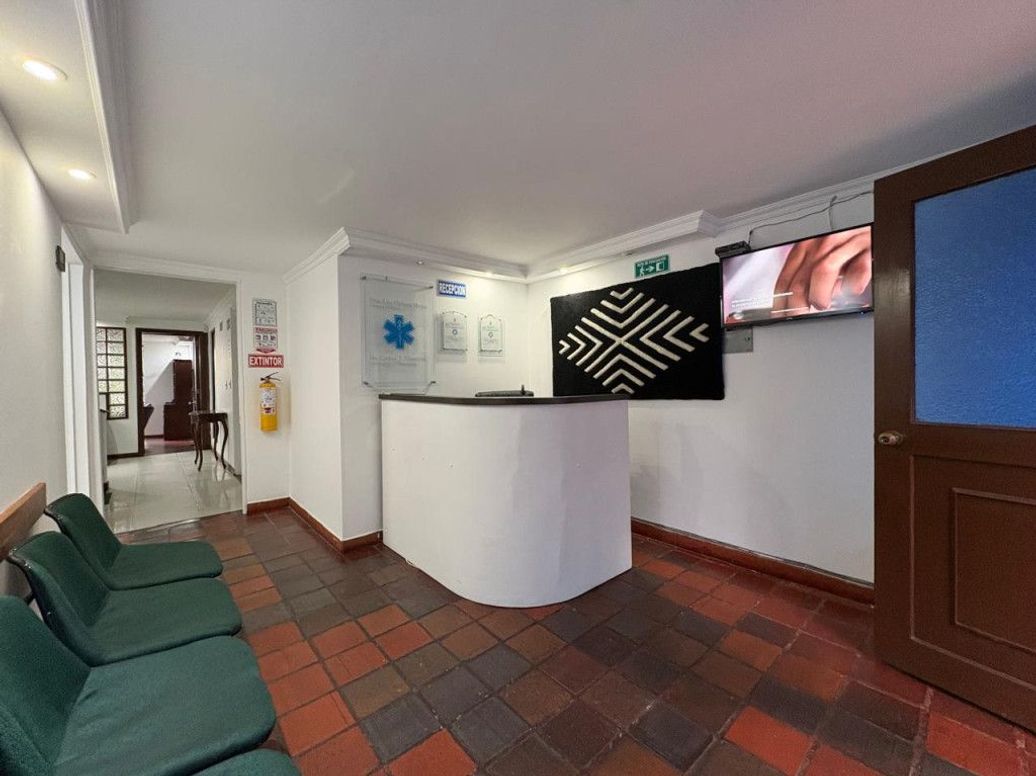 Casa de 4 alcobas en venta en Ub. Santa Coloma, Bogotá, 184 m² · foto 3 de 19