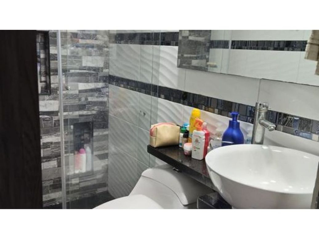 Apartamento de 3 alcobas en venta en Batavia, Bogotá, 46 m² · foto 7 de 9