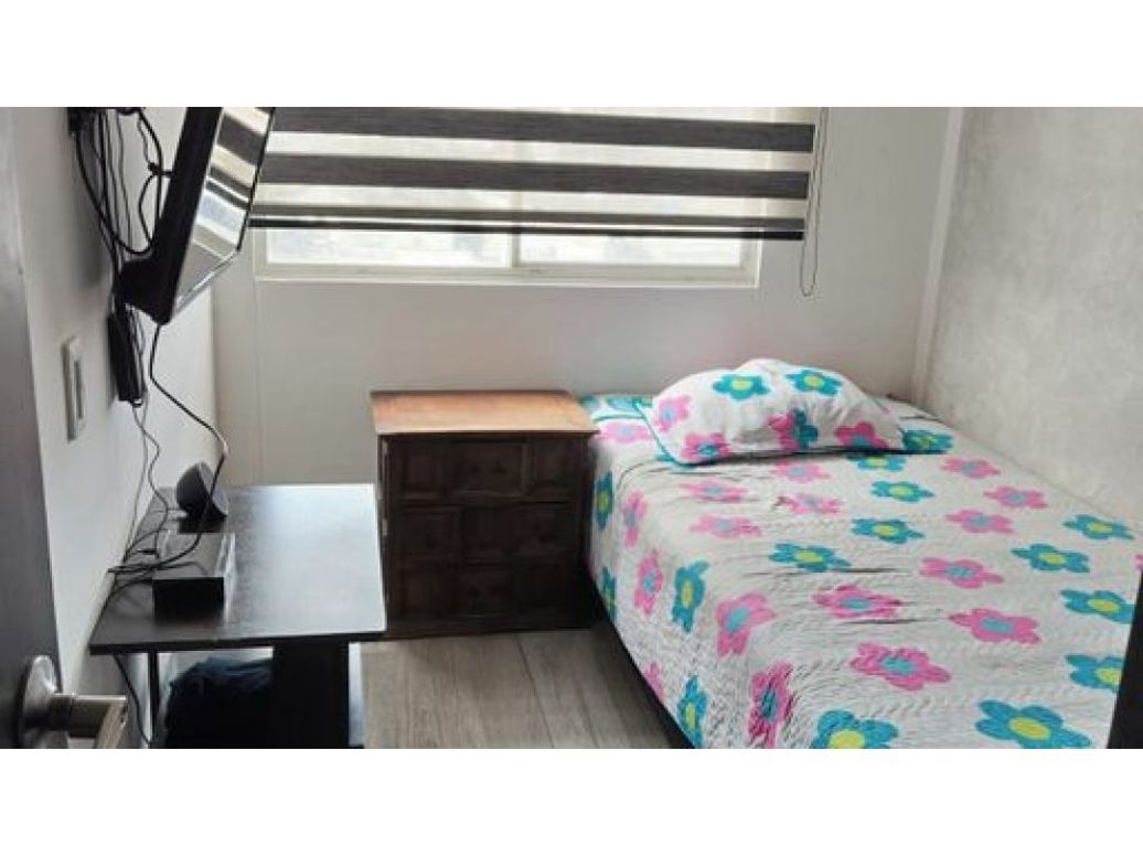 Apartamento de 3 alcobas en venta en Batavia, Bogotá, 46 m² · foto 8 de 9