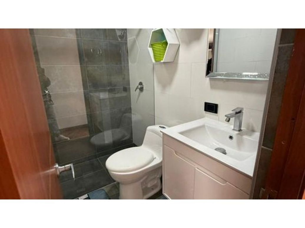 Apartamento de 3 alcobas en venta en Colina Campestre, Bogotá, 160 m² · foto 10 de 17