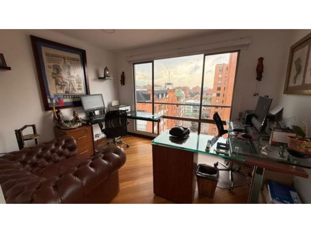 Apartamento de 3 alcobas en venta en Colina Campestre, Bogotá, 160 m² · foto 6 de 17