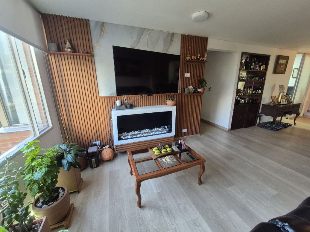 Apartamento de 3 alcobas en venta en Santa Barbara Central, Bogotá, 100 m² · foto 6 de 19