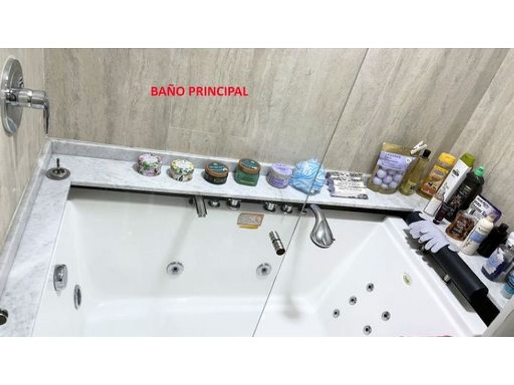 Apartamento de 3 alcobas en venta en Chicó Norte, Bogotá, 103 m² · foto 12 de 18