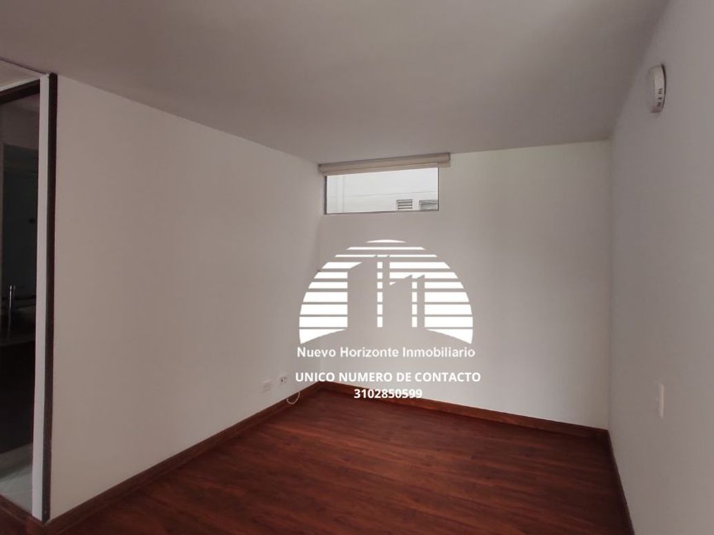 Apartamento de 3 alcobas en venta en Verbenal, Bogotá, 94 m² · foto 4 de 19