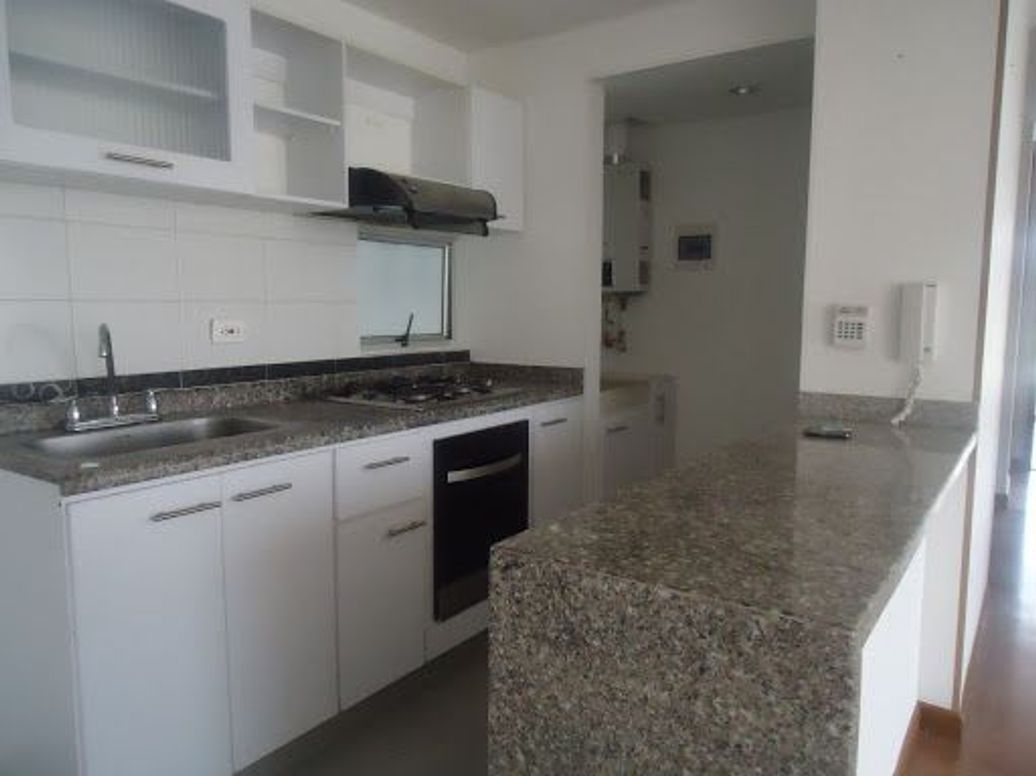 Apartamento de 3 alcobas en venta en Gran Granada, Bogotá, 61 m² · foto 7 de 20