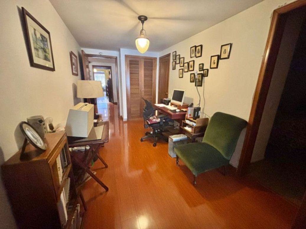 Apartamento de 3 alcobas en venta en Santa Barbara Central, Bogotá, 180 m² · foto 16 de 20