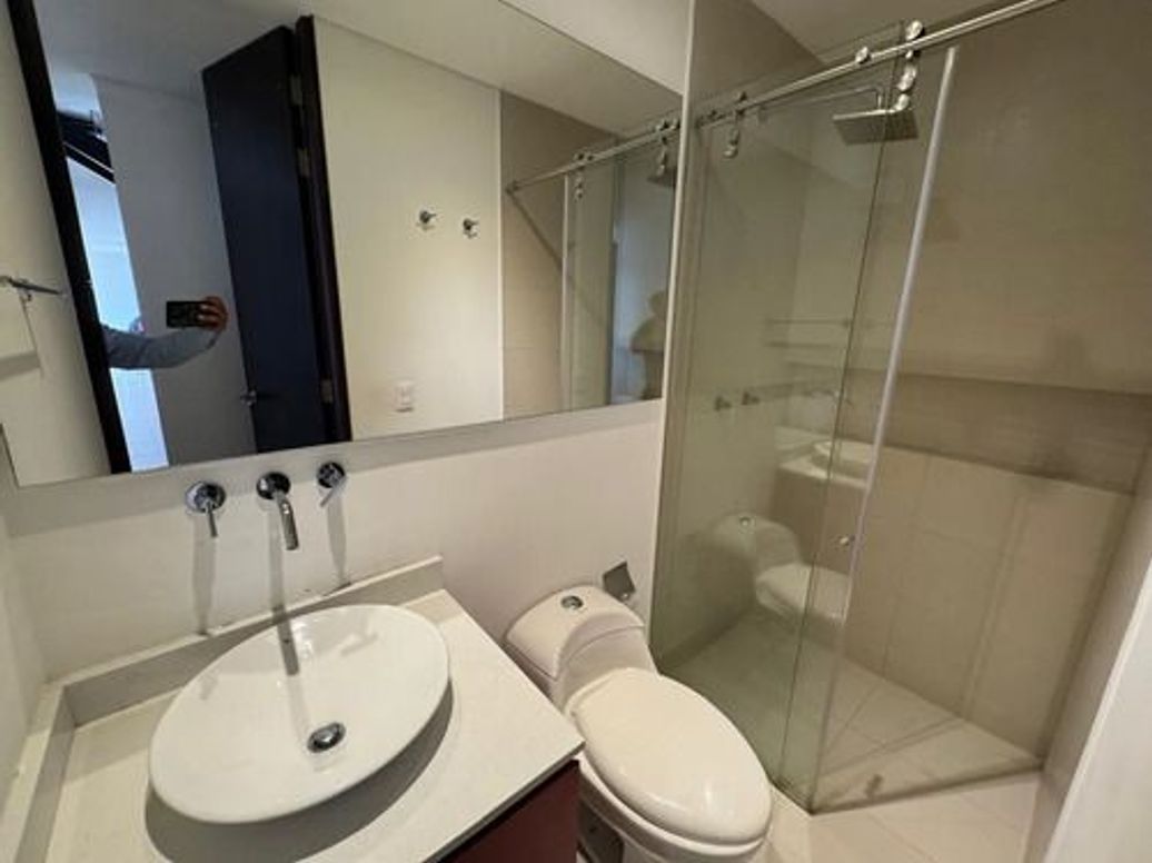 Apartamento de 3 alcobas en venta en Santa Barbara, Bogotá, 120 m² · foto 7 de 12