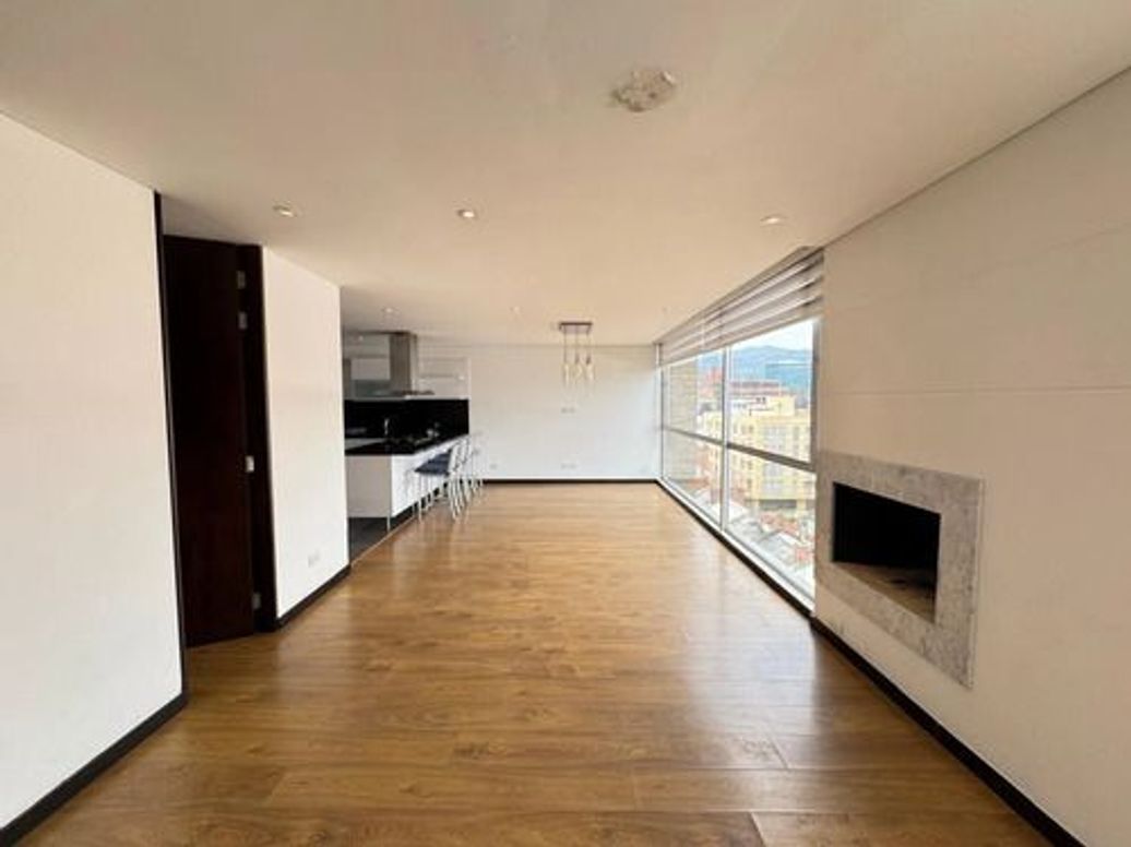 Apartamento de 3 alcobas en venta en Santa Barbara, Bogotá, 120 m² · foto 3 de 12