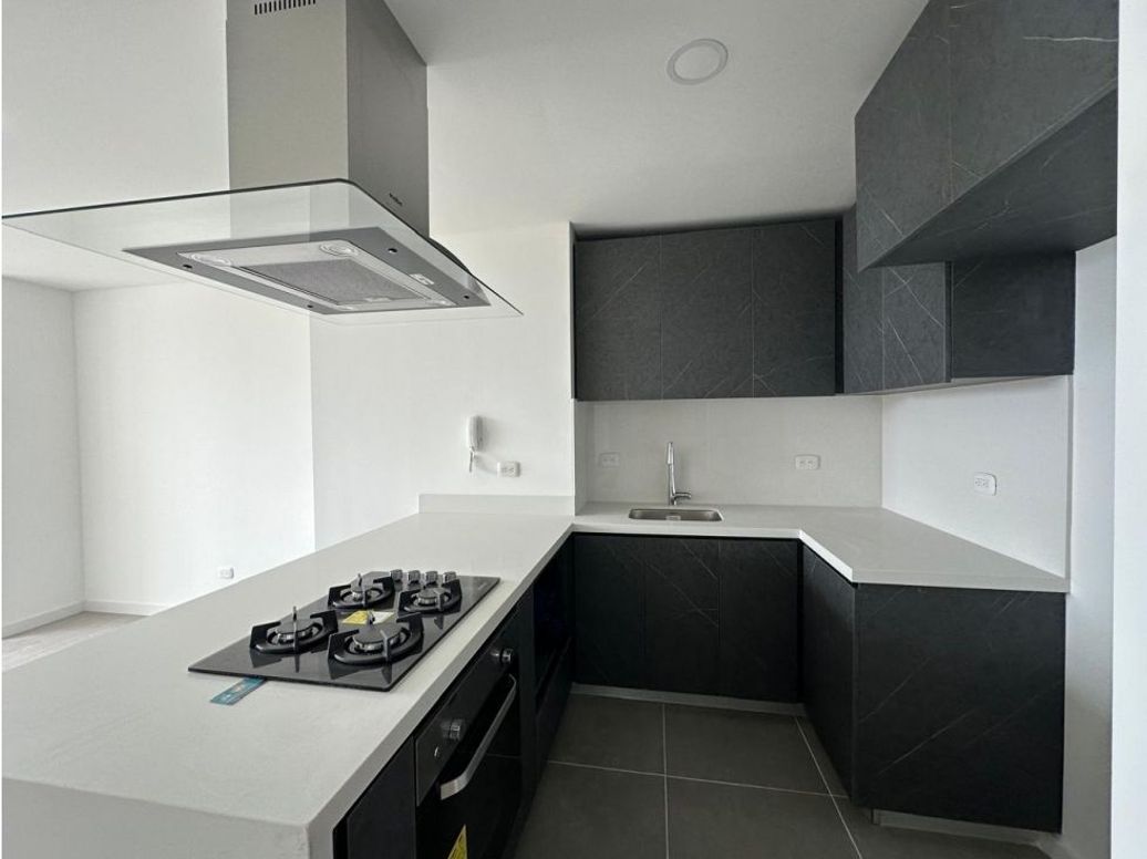 Apartamento de 3 alcobas en venta en San Jose De Usaquen, Bogotá, 80 m² · foto 3 de 20