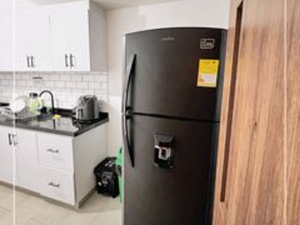 Apartamento de 4 alcobas en venta en Victoria Norte, Bogotá, 90 m² · foto 8 de 9