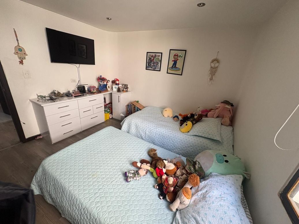 Apartamento de 3 alcobas en venta en Santa Barbara Central, Bogotá, 98 m² · foto 17 de 20