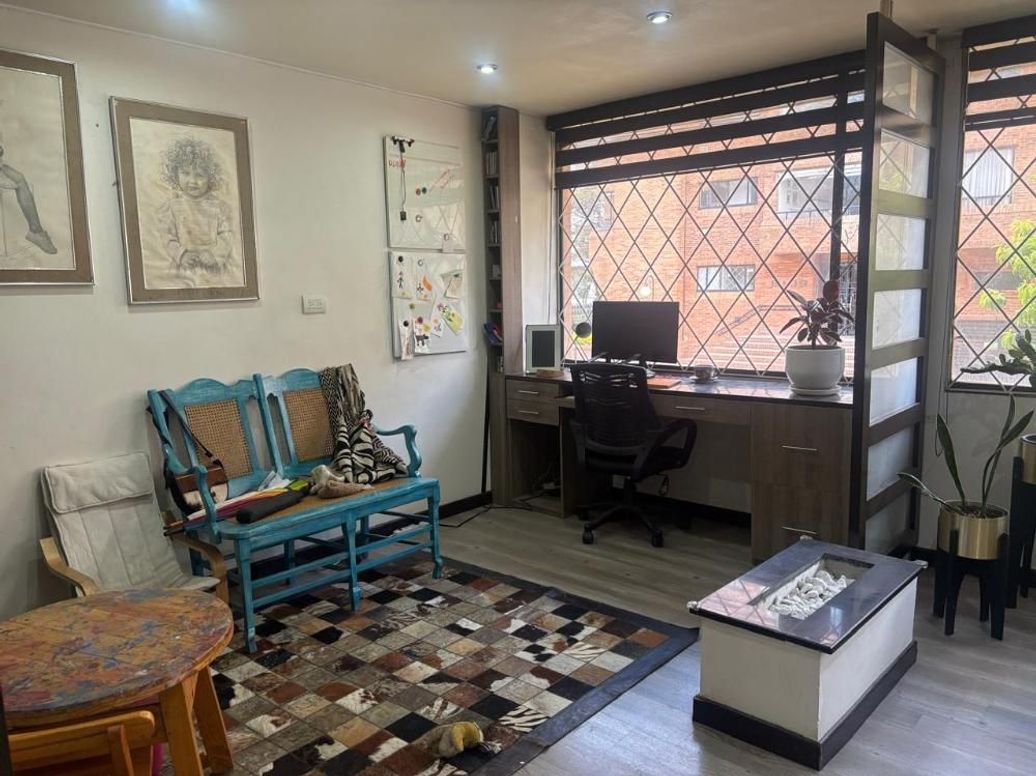 Apartamento de 3 alcobas en venta en Santa Barbara Central, Bogotá, 98 m² · foto 9 de 20