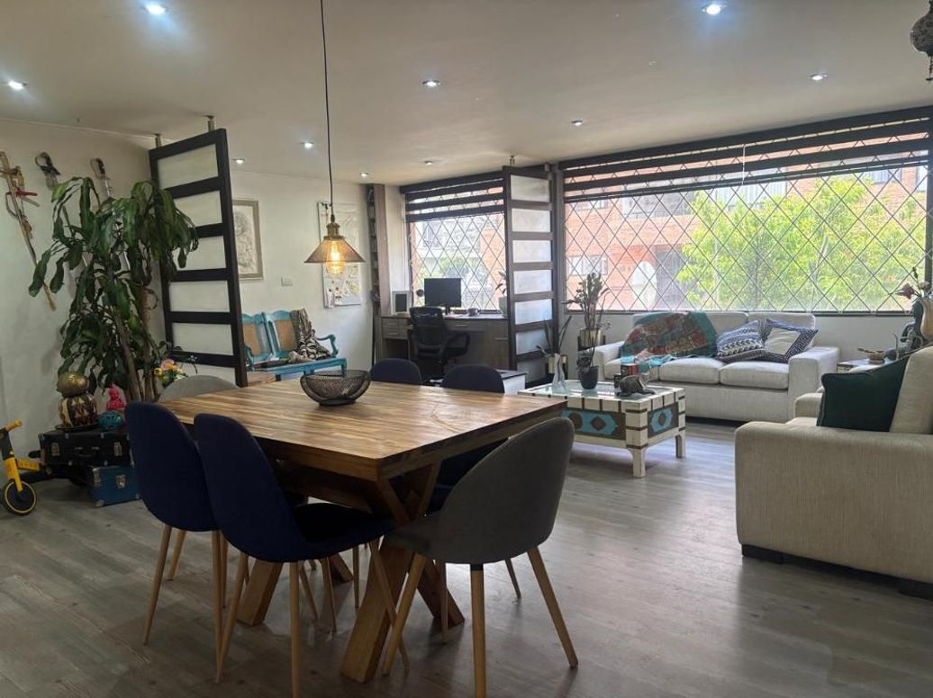 Apartamento de 3 alcobas en venta en Santa Barbara Central, Bogotá, 98 m² · foto 6 de 20