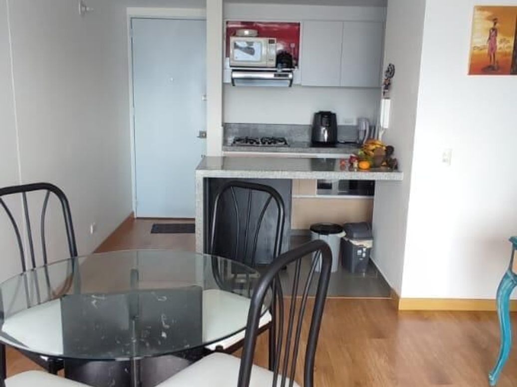 Apartamento de 3 alcobas en venta en San Cipriano, Bogotá, 71 m² · foto 2 de 20