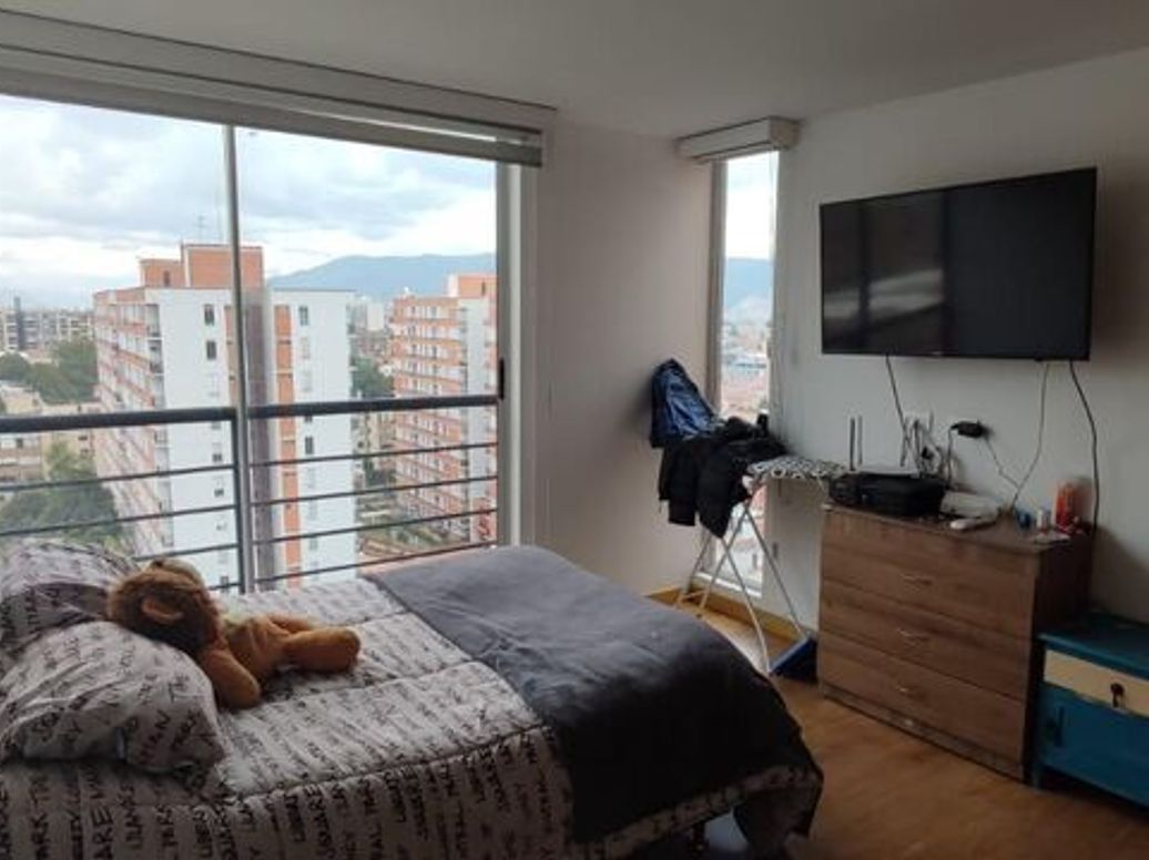 Apartamento de 3 alcobas en venta en San Cipriano, Bogotá, 71 m² · foto 10 de 20