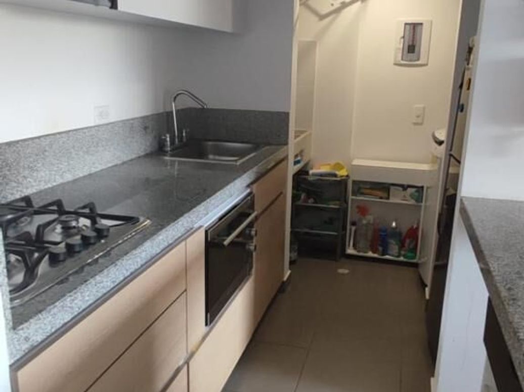 Apartamento de 3 alcobas en venta en San Cipriano, Bogotá, 71 m² · foto 5 de 20