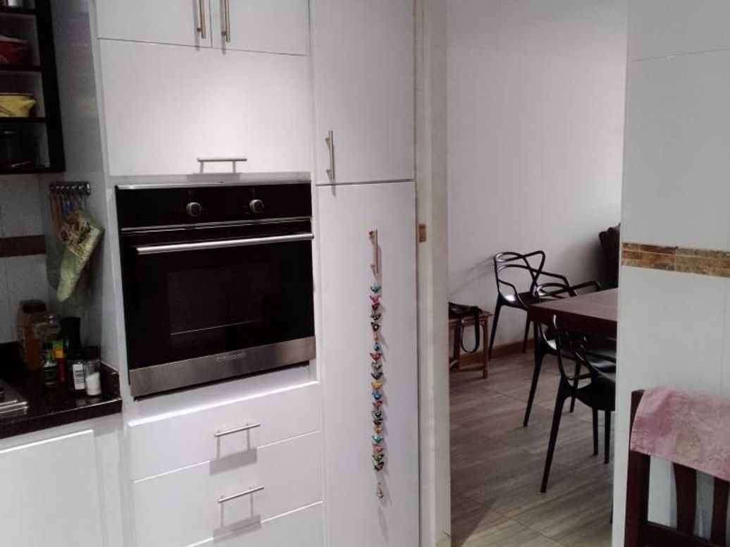Apartamento de 3 alcobas en venta en Caobos Salazar, Bogotá, 112 m² · foto 4 de 10