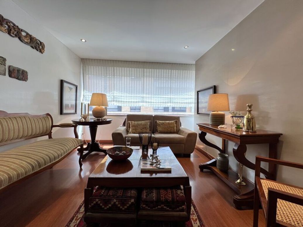 Apartamento de 2 alcobas en venta en Chicó Norte, Bogotá, 85 m² · foto 2 de 19