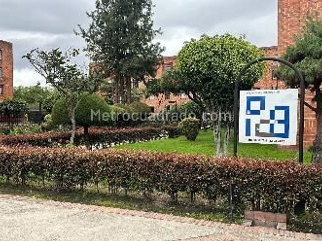 Apartamento de 3 alcobas en venta en Carlos Lleras Restrepo Manzana A, Bogotá, 63 m² · foto 17 de 20