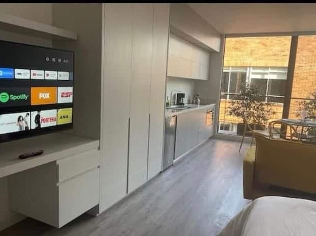 Apartaestudio en venta en Santa Barbara Occidental, Bogotá, 37 m² · foto 14 de 19