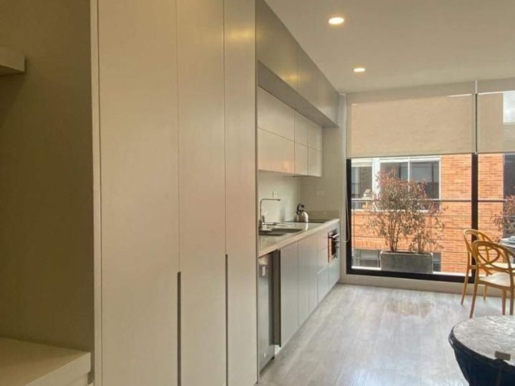 Apartaestudio en venta en Santa Barbara Occidental, Bogotá, 37 m² · foto 13 de 19