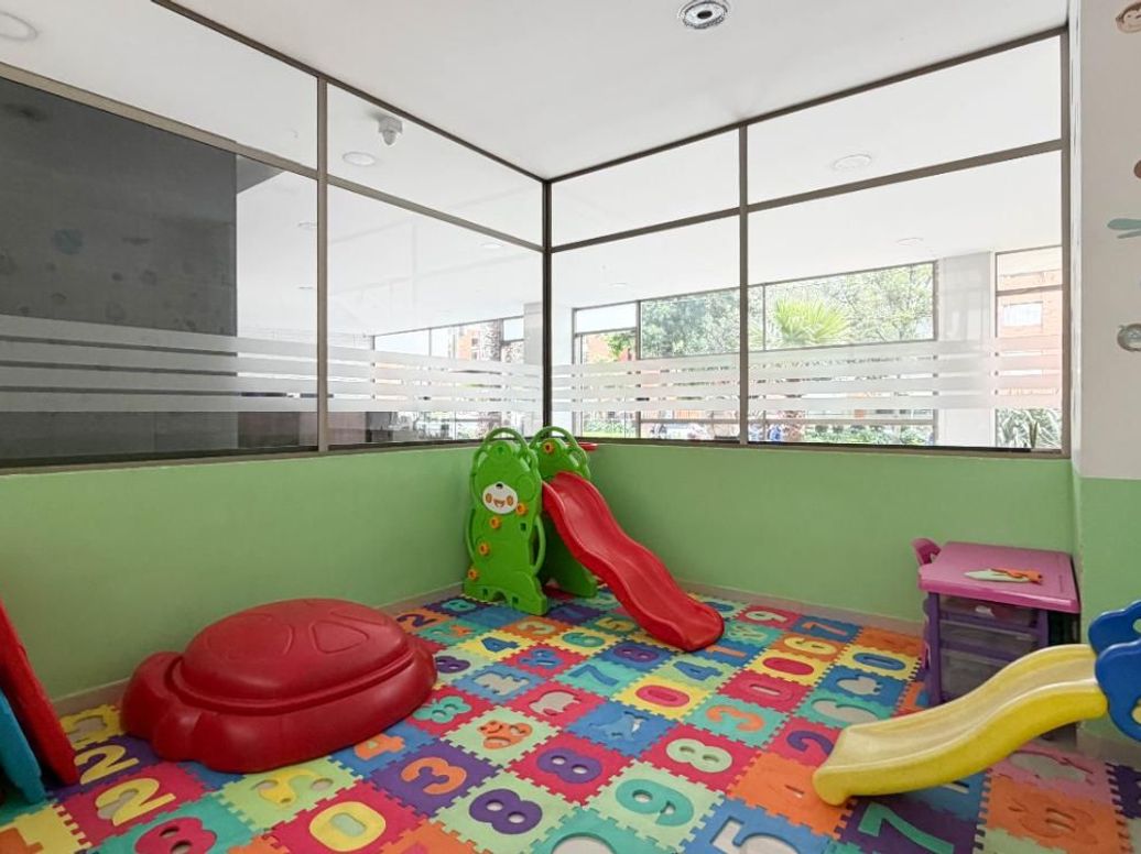 Apartamento de 2 alcobas en venta en Cedro Salazar, Bogotá, 79 m² · foto 19 de 20