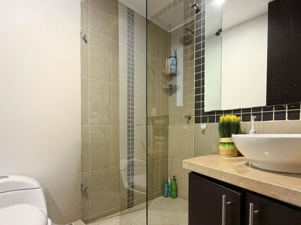Apartamento de 2 alcobas en venta en Cedro Salazar, Bogotá, 79 m² · foto 12 de 20