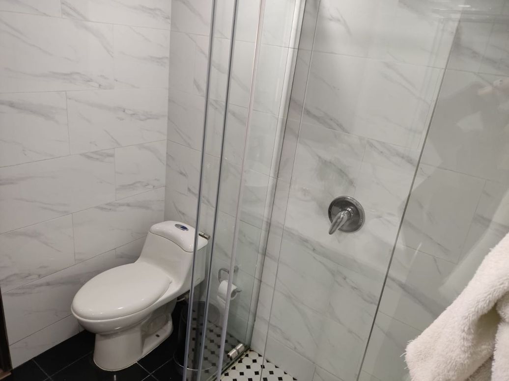 Apartamento de 3 alcobas en venta en Santa Barbara Oriental, Bogotá, 106 m² · foto 14 de 19