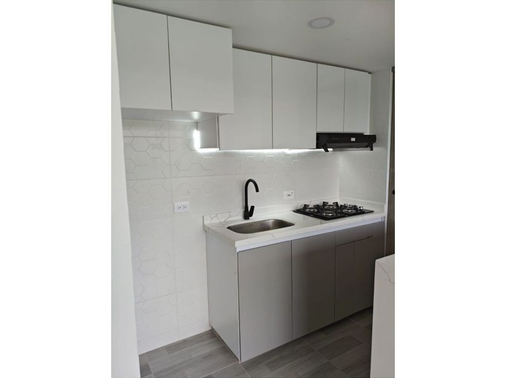 Apartamento de 2 alcobas en venta en Casa Blanca, Bogotá, 45 m² · foto 4 de 20