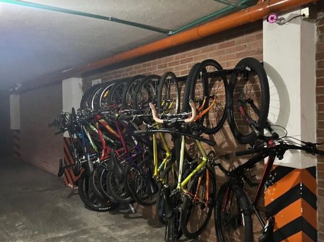 Apartamento de 3 alcobas en venta en Santa Barbara Central, Bogotá, 100 m² · foto 6 de 20