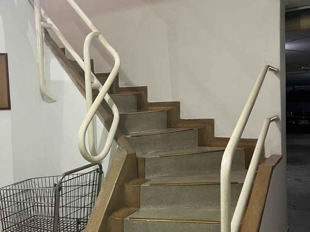 Apartamento de 3 alcobas en venta en Santa Barbara Central, Bogotá, 100 m² · foto 3 de 20