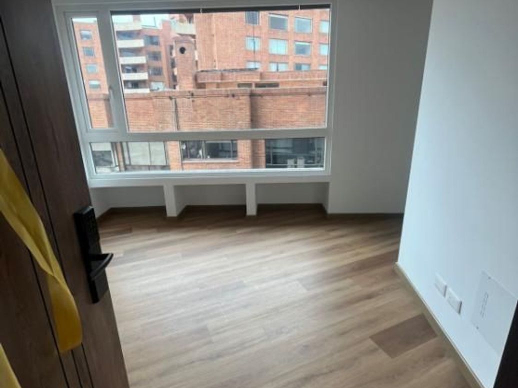 Apartamento de 1 alcoba en venta en Molinos Norte, Bogotá, 33 m² · foto 3 de 17