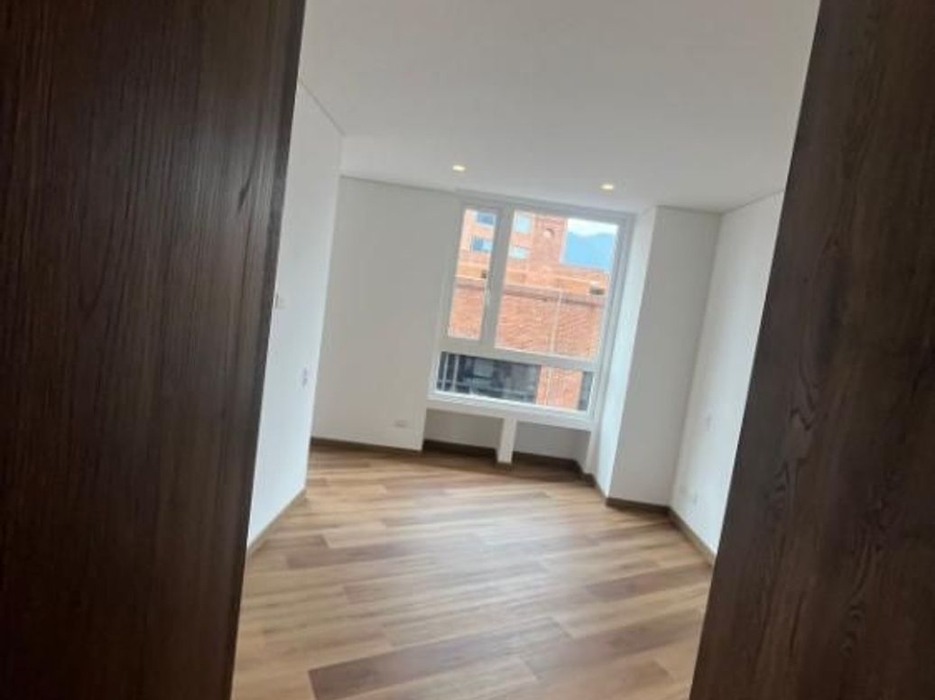 Apartamento de 1 alcoba en venta en Molinos Norte, Bogotá, 33 m² · foto 12 de 17