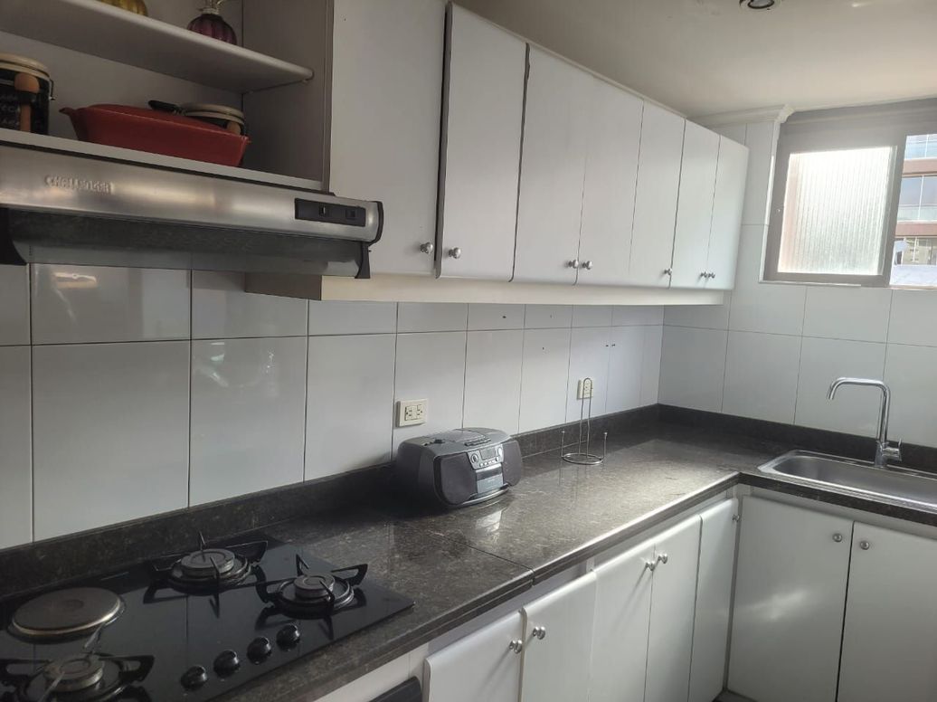 Apartamento de 3 alcobas en venta en Santa Bibiana, Bogotá, 131 m² · foto 6 de 11