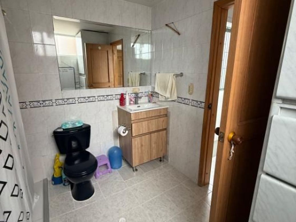 Apartamento de 3 alcobas en venta en Autopista Medellin, Bogotá, 150 m² · foto 10 de 12