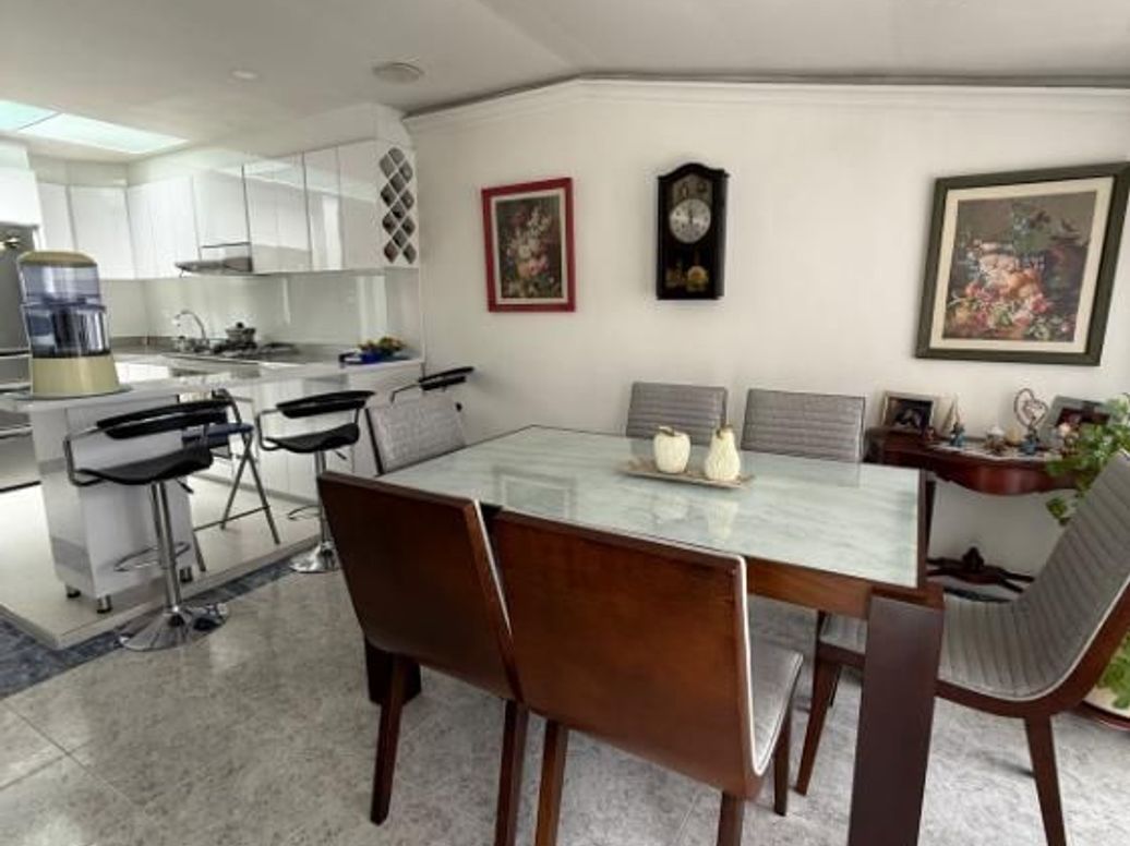Apartamento de 3 alcobas en venta en Autopista Medellin, Bogotá, 150 m² · foto 2 de 12