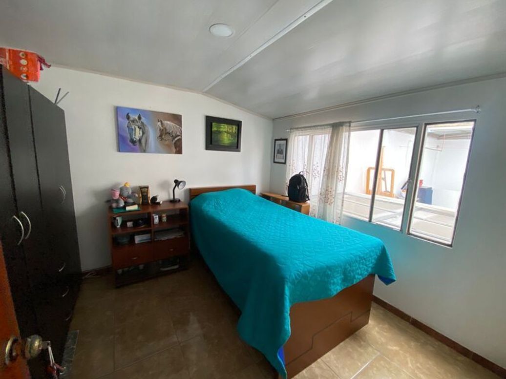 Casa de 3 alcobas en venta en La Camelia, Bogotá, 200 m² · foto 9 de 20
