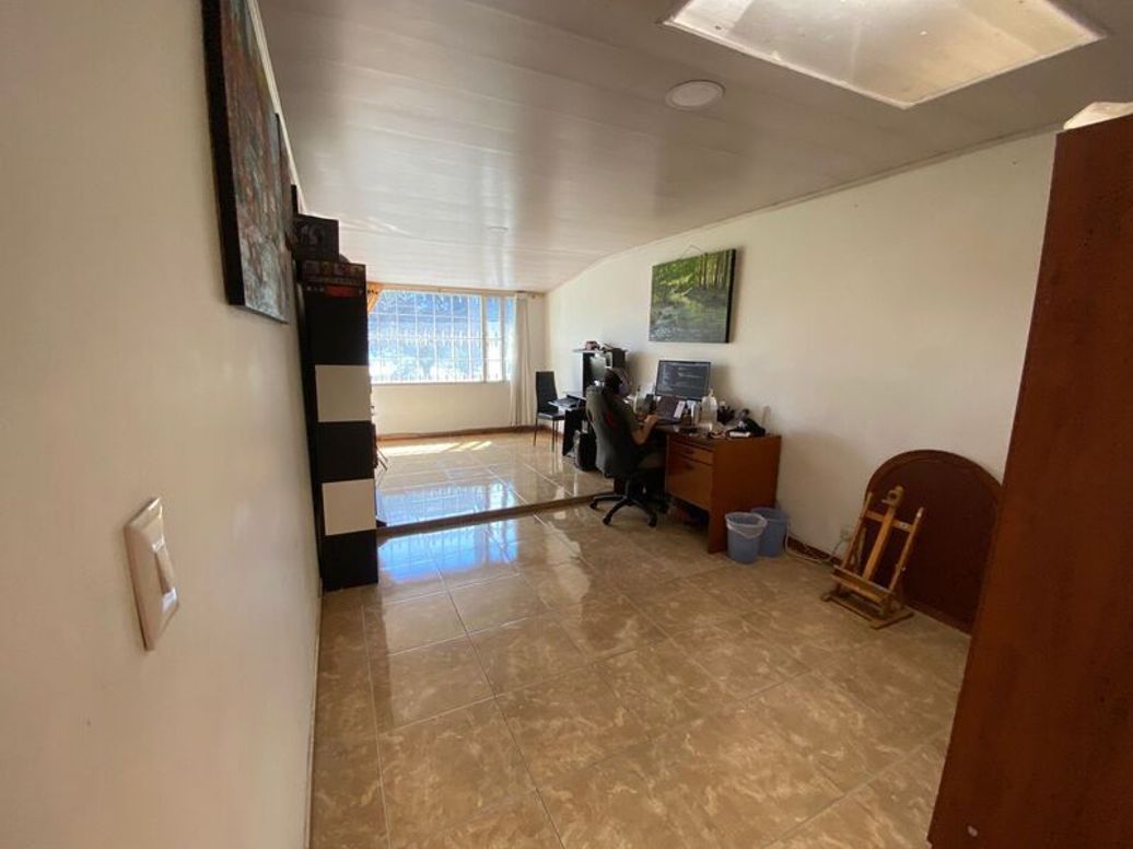 Casa de 3 alcobas en venta en La Camelia, Bogotá, 200 m² · foto 8 de 20