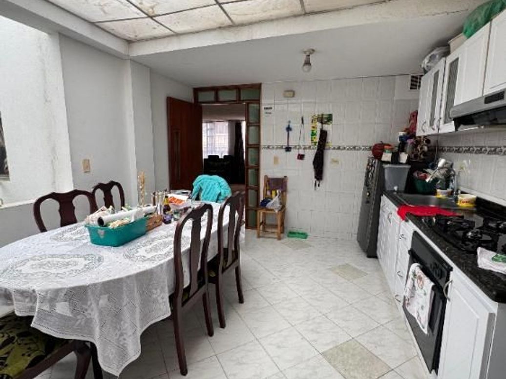 Casa de 4 alcobas en venta en Tuna Alta, Bogotá, 257 m² · foto 13 de 20
